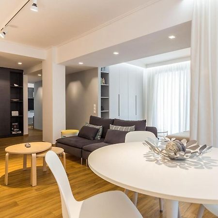 Elegant Apartment W Great Balcony In Vouliagmeni Atene Esterno foto