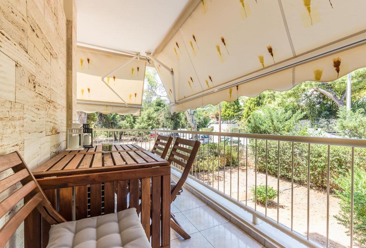 Elegant Apartment W Great Balcony In Vouliagmeni Atene Esterno foto