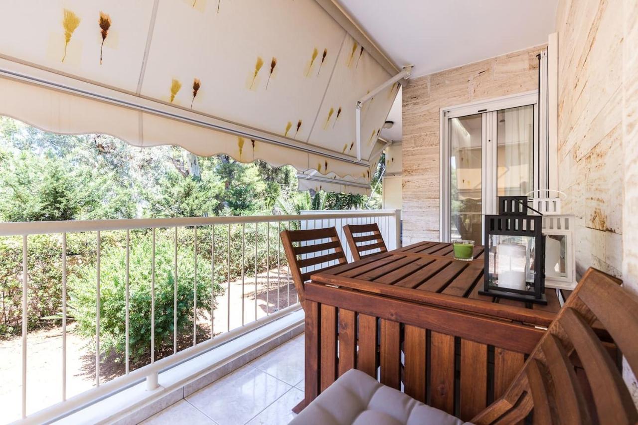 Elegant Apartment W Great Balcony In Vouliagmeni Atene Esterno foto